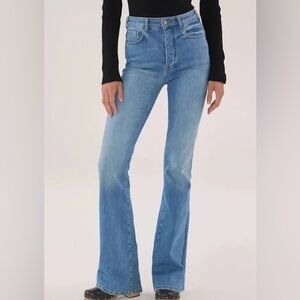 Anthropologie Pilcro The Icon Flare Button Fly Jeans Medium Blue 28